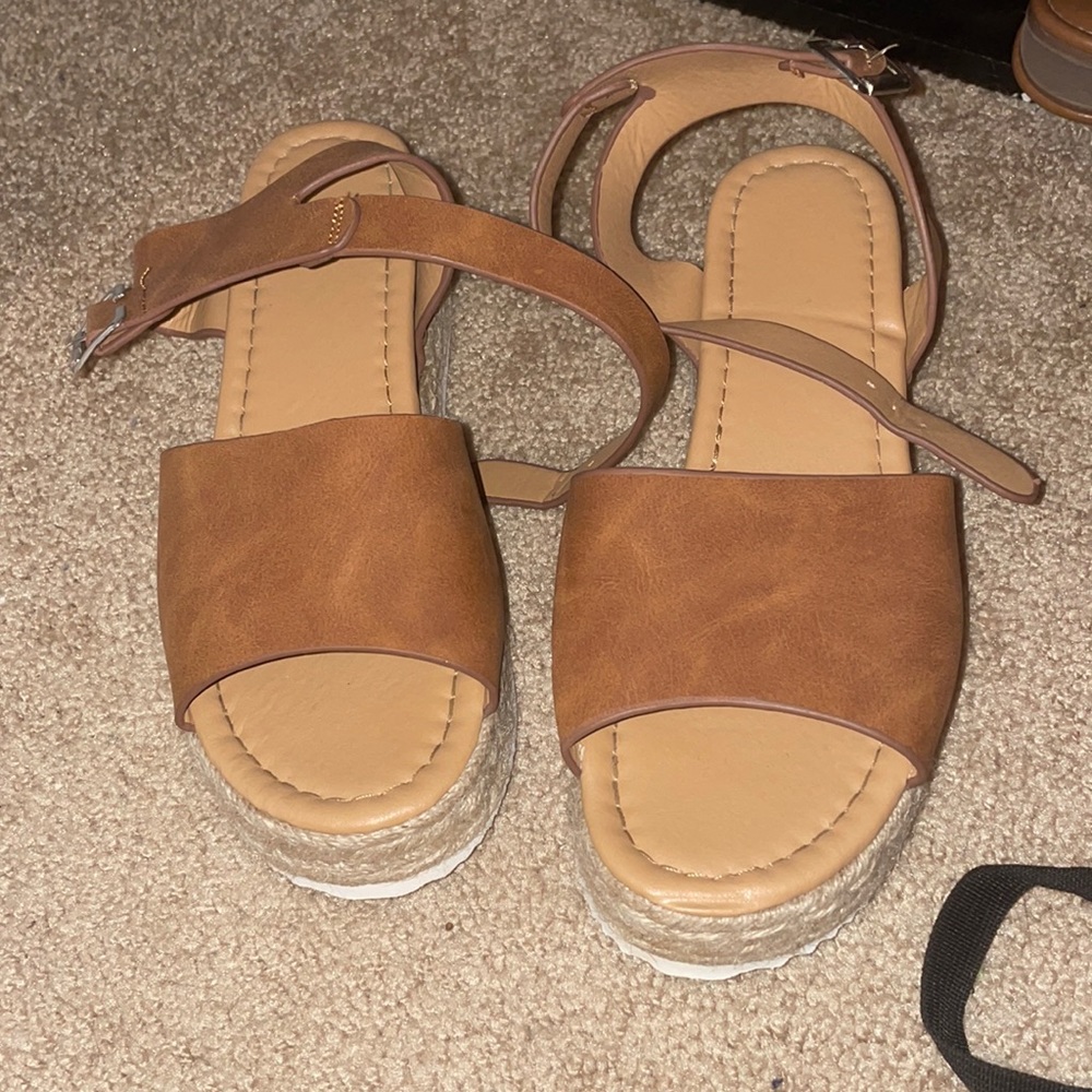 Size 6 Amazon Platform Sandals